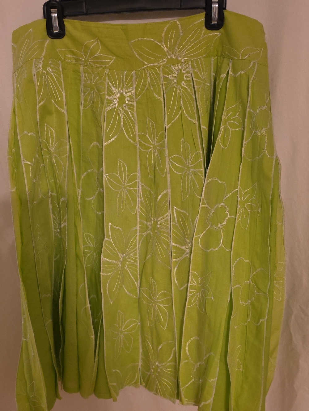 Coldwater Creek Lime Green Floral Circle Skirt